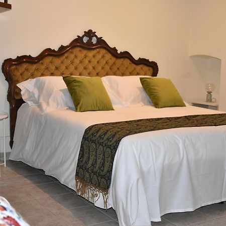 La Regina Historic House Apartment Matera Bagian luar foto
