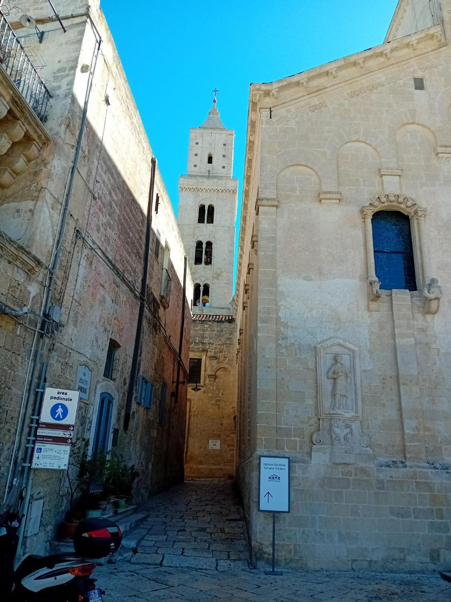 La Regina Historic House Apartment Matera Bagian luar foto